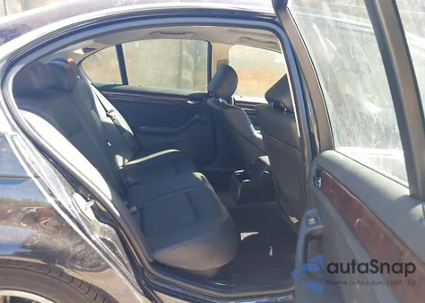 2005 BMW 330I из США, поврежденный, VIN WBAEV53445KM40718